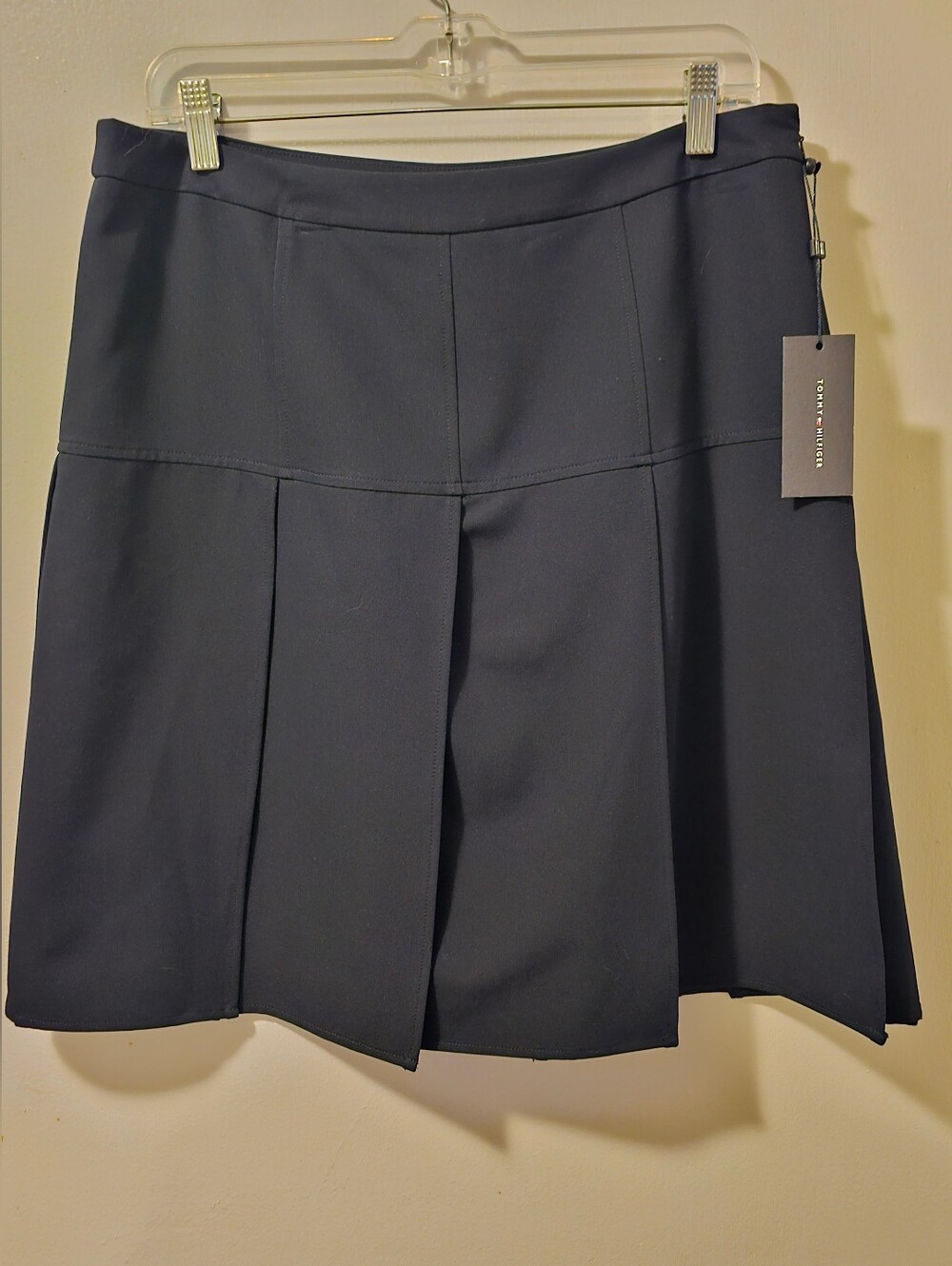 Tommy Hilfiger Navy Blue Pleated Skirt Women's Size 12 NWT